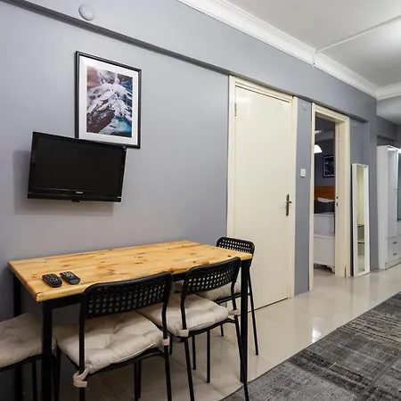La Luna Suites Апарт-отель Стамбул