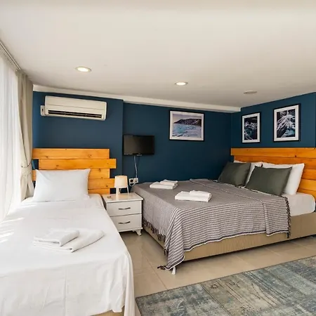 Aparthotel La Luna Suites
